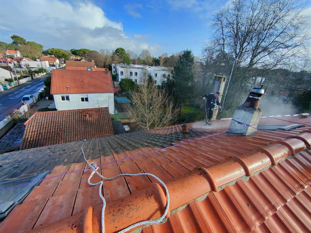 Nettoyage de toiture tuiles