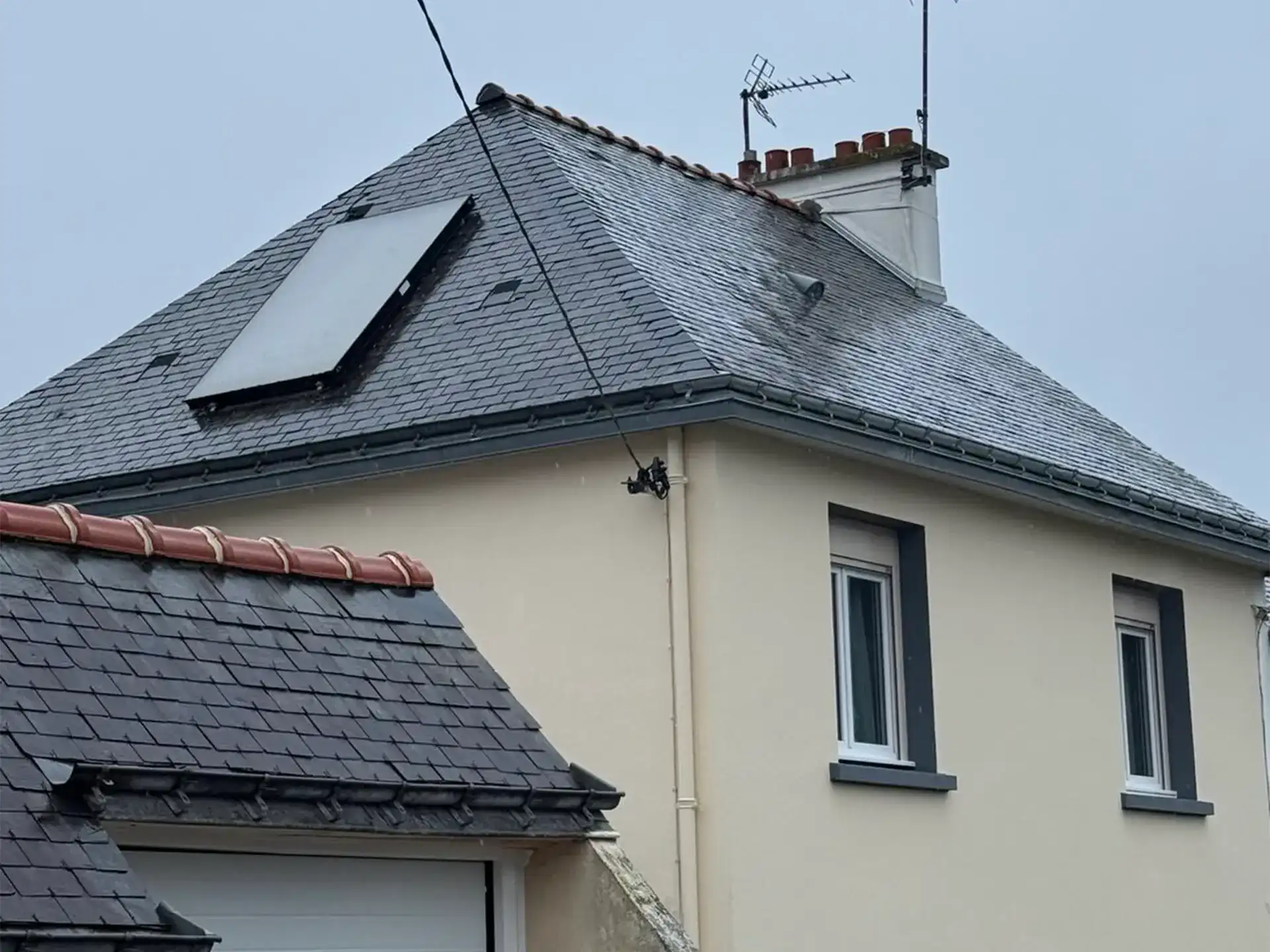 Rénovation de toiture par nettoyage ardoises