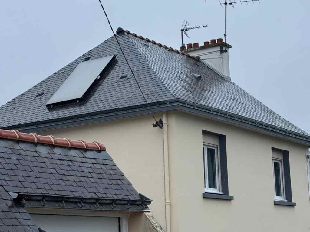 Panneau solaire posé par l'entreprise ENR BTAO