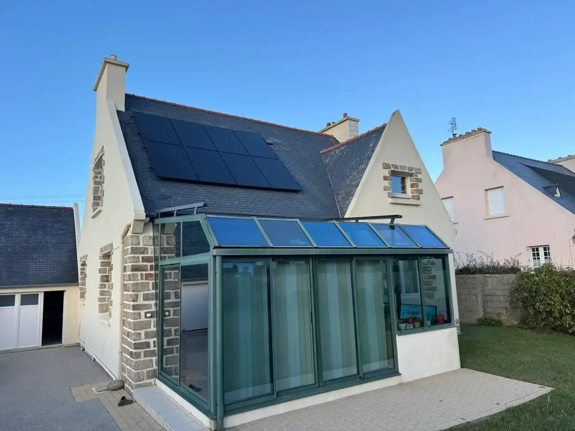 Pose de panneaux solaires en Loire-Atlantique par BTAO 44